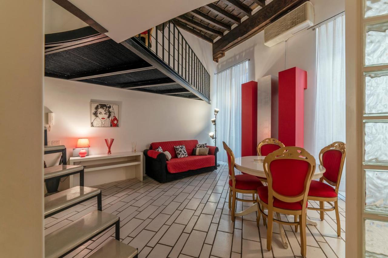 Navona Pretty Apartment Rom